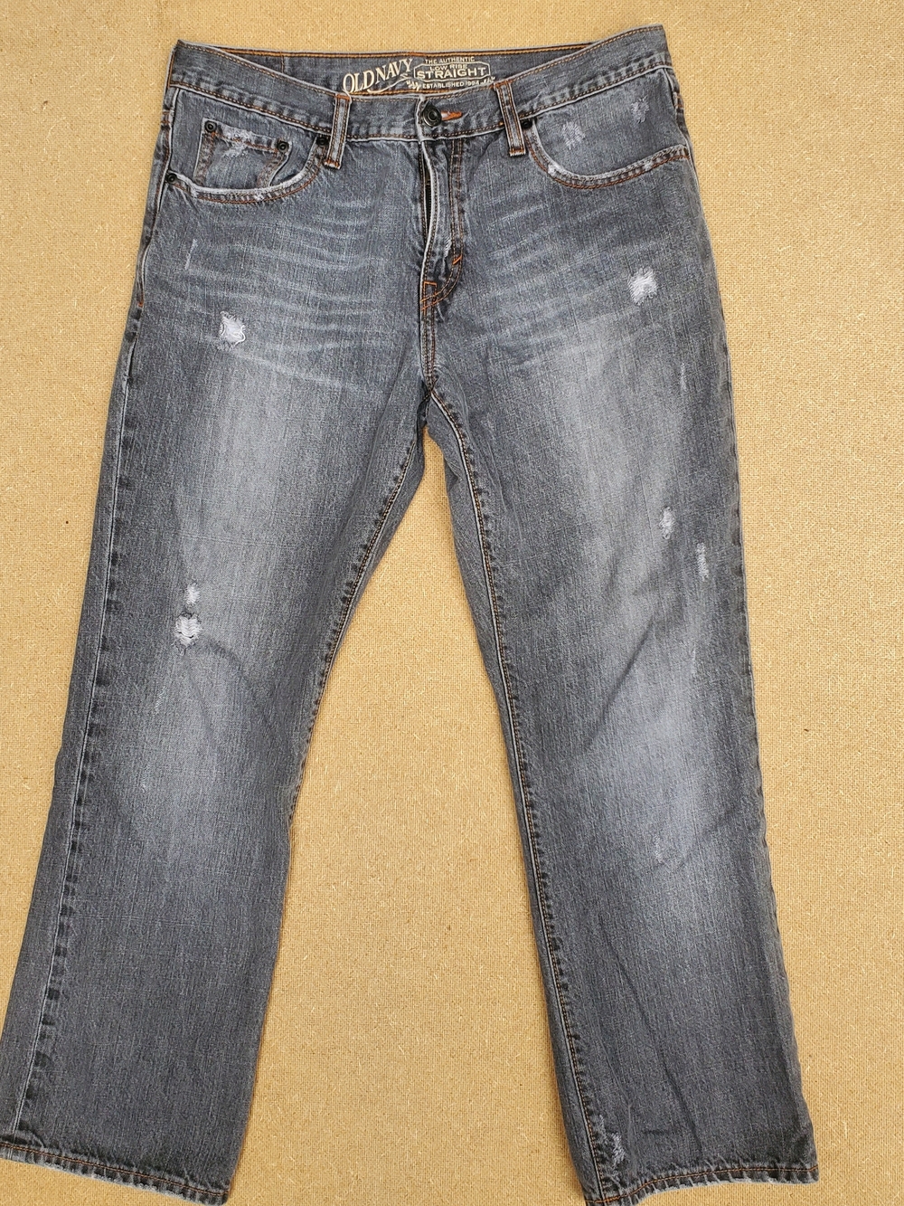 Old Navy Men's Straight Jeans in Washed Gray